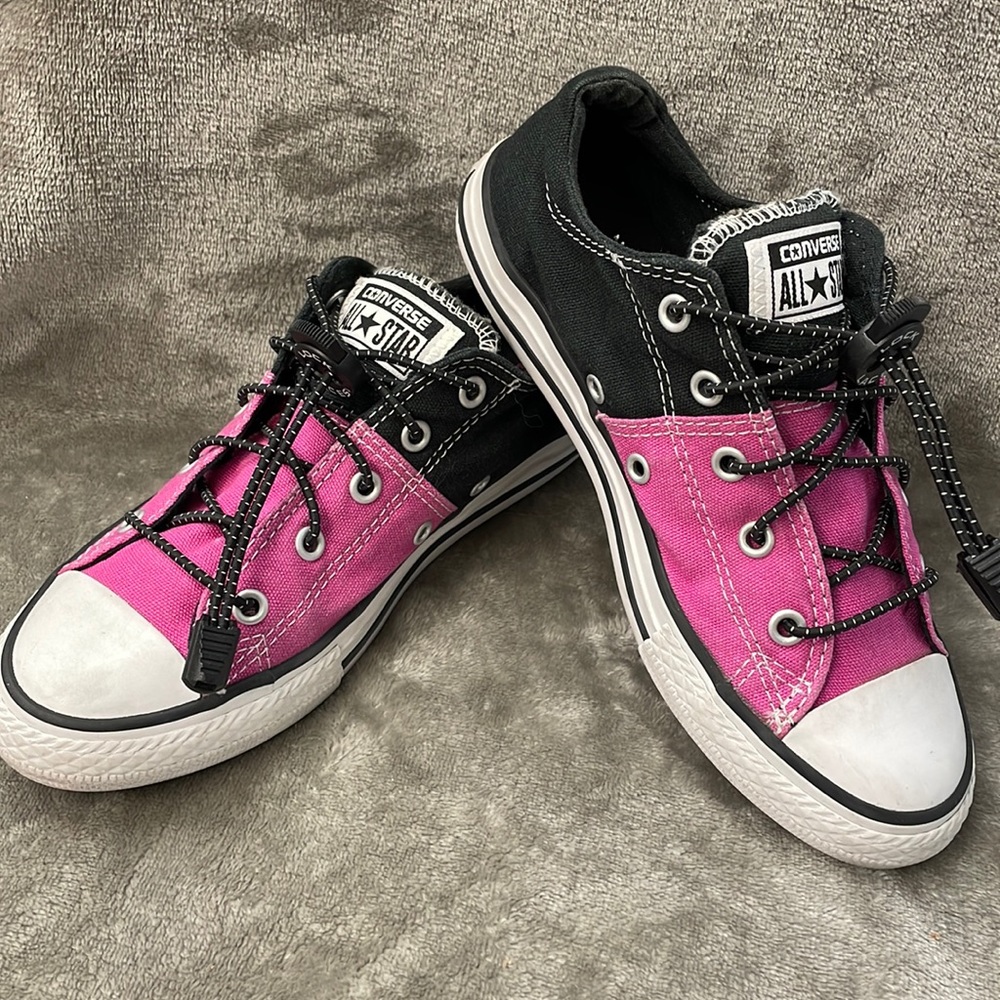 💓CONVERSE💓 PINK/BLACK CHUCKS
